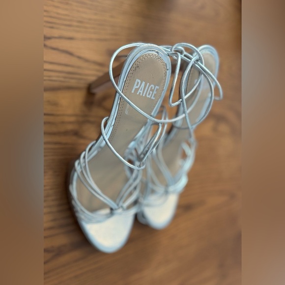 NWT Paige Silver Strappy High Heel Sandals size 8 - Picture 7 of 10